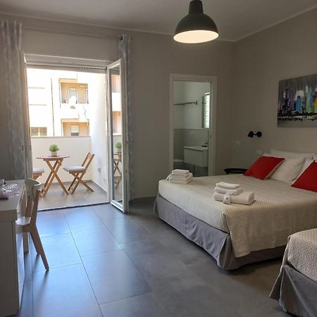 Viariva Rooms Cagliari Esterno foto